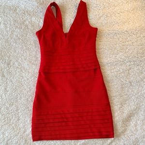 Tobi mini dress in red!